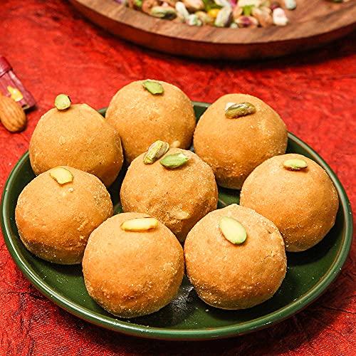 Kanti Sweets Kanti Sweets Besan Laddu, Made With Besan, Sugar, Ghee And Dry Nuts - 1 kg (Pack Of 1), 1kg