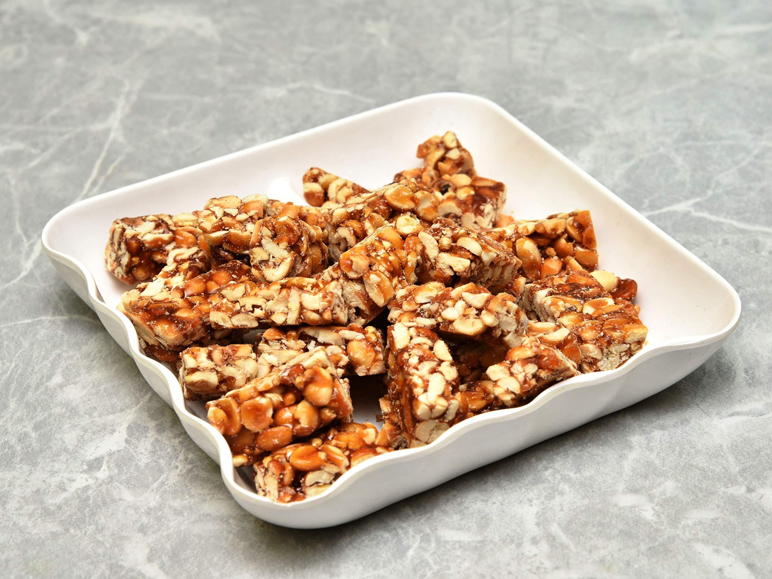 Thangapandiyan Thangapandiyan Thoothukudi Big Mixture (250 GM) + Thangapandian Omapodi (250 GM) + KS Karthik Kadalai Mittai (250GM) - 750 Grams