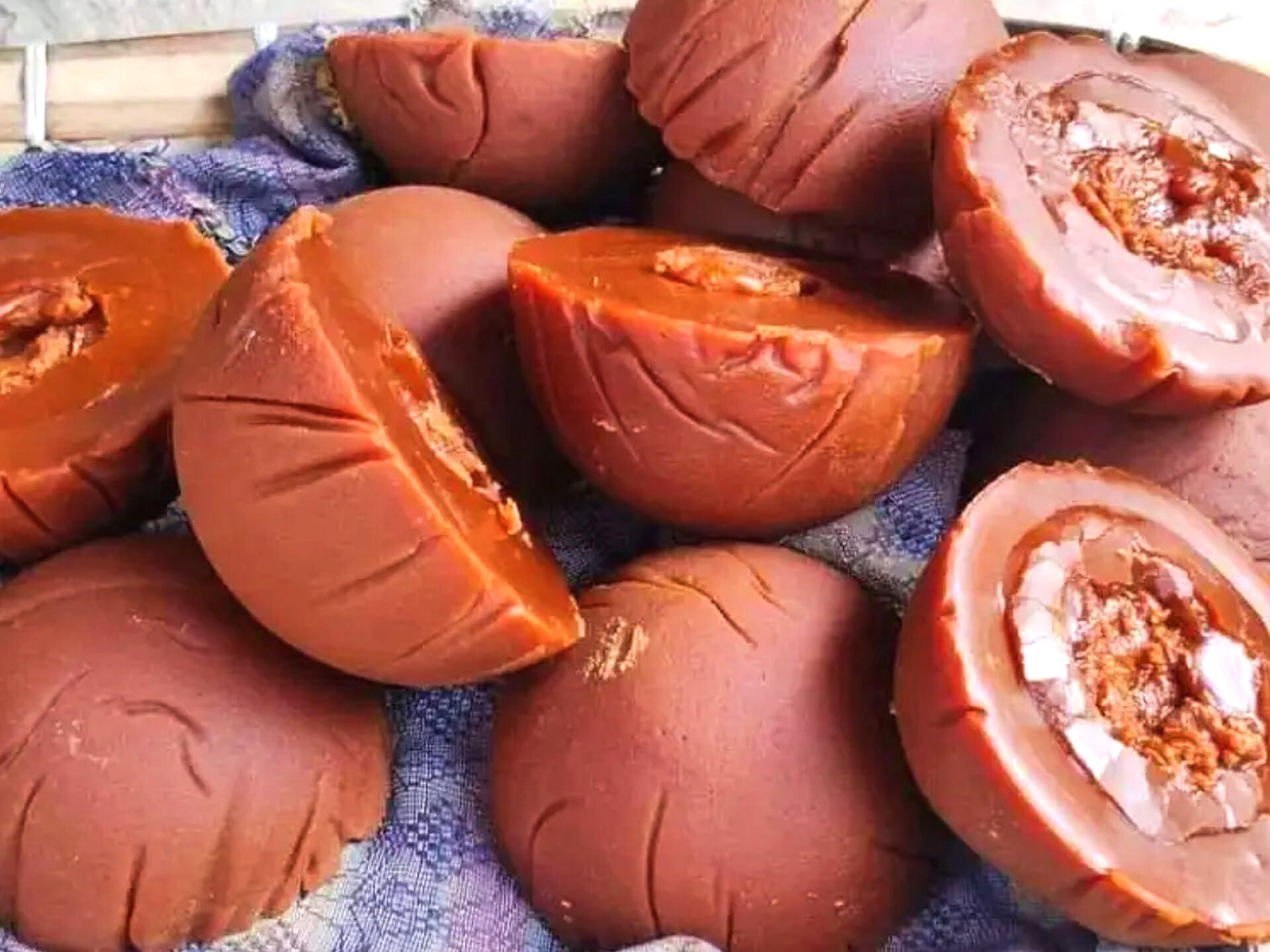 Sadikul Islam Mollick FINDLINE 100% Rural Made Natural Premium Pure Organic Khejur Gur Patali/Khajur Patali Gur/Date Palm Jaggery-(Khejur Gur 500 Grams)