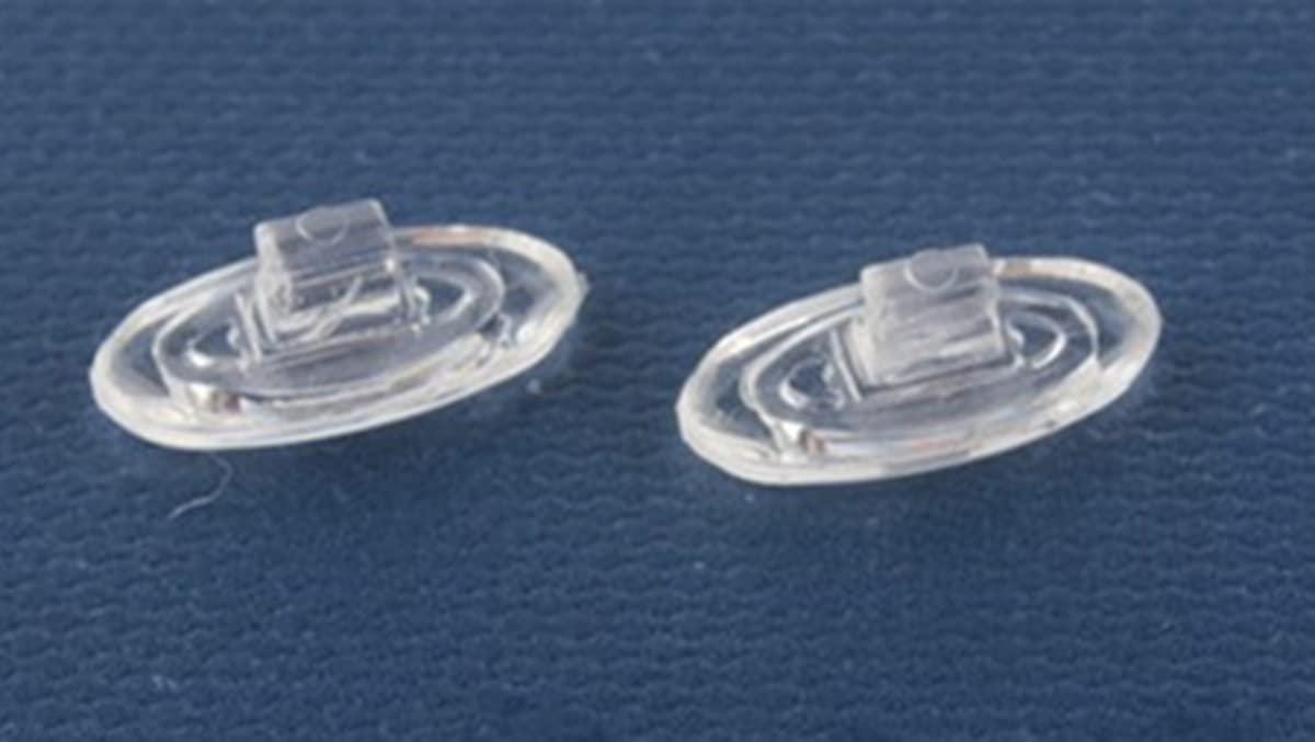 HeCheng Clear Rubber Silicon Clip On Type Nose Pads Pieces Buds for Glasses Sunglasses Frames Reading Eye Wear HNP003 (Clear - 3 Pairs)