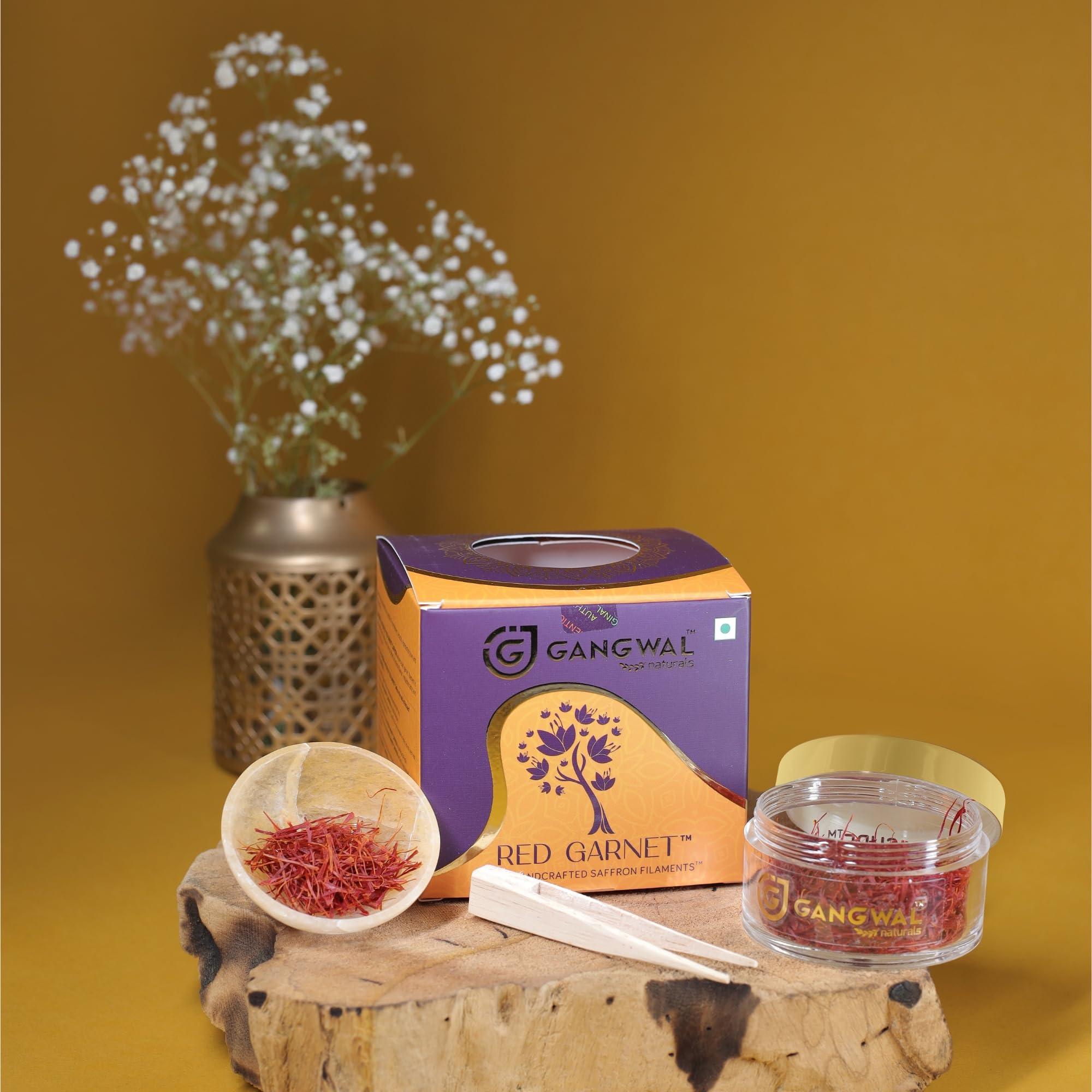 GANGWAL NATURALS Gangwal Naturals Red Garnet Gift Pack Original Kesar Saffron | 100% Pure Saffron | Long Kesar Threads | Suitable For Pregnant Women, Food Aroma, Sweets, Beverages, Medicinal, Pooja and Beauty | Natural Stone Bowl + Tweezer Included | 5g