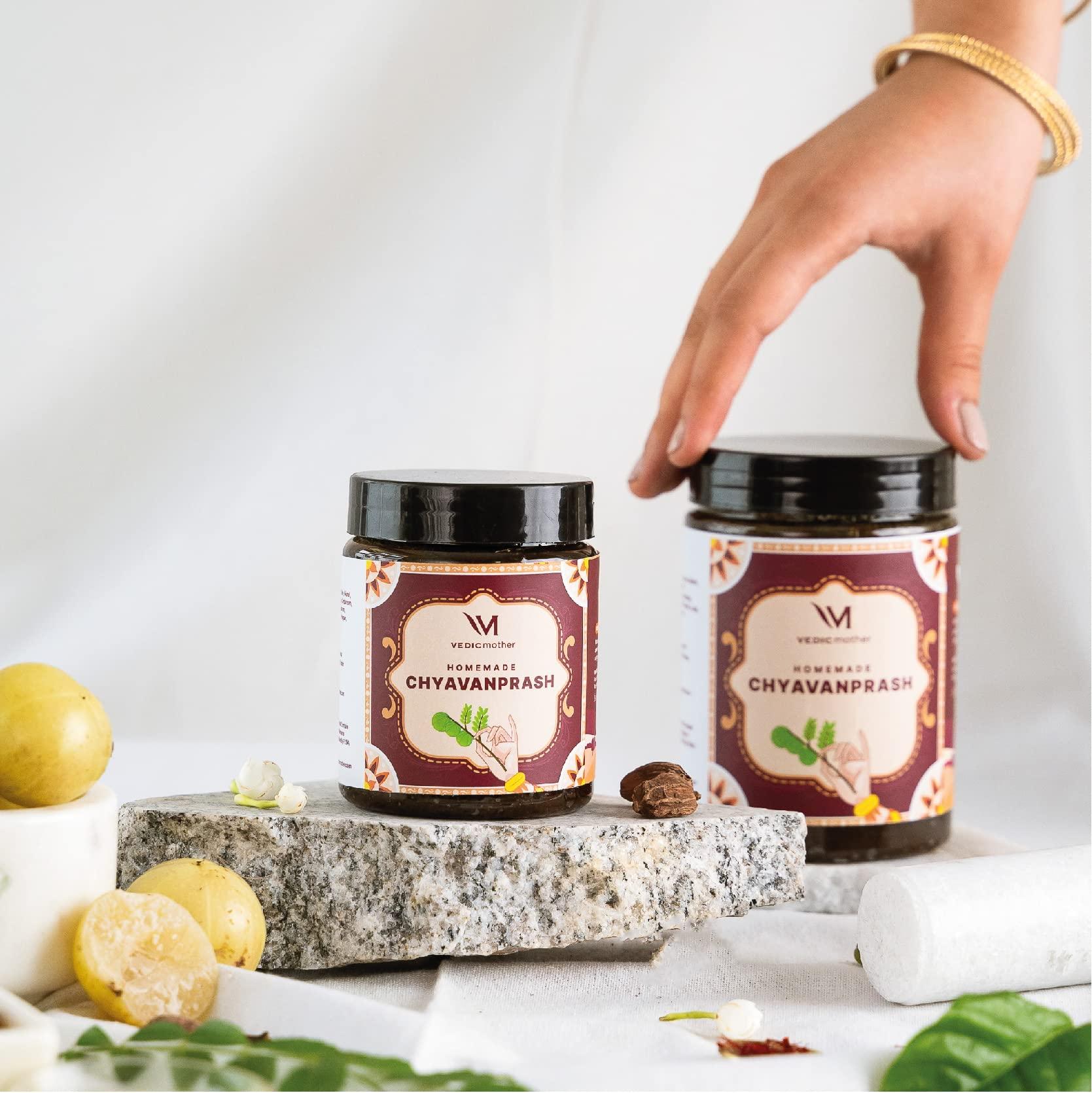 Vedic mother Vedic Mother Homemade Chyawanprash 500GM(Pack of 2)| 2X Immunity Booster with Zinc Vitamin C, Pure Cow Ghee | Helps Build Strength and Stamina | Made With Hand Picked Ayurvedic Herbs Without Additives