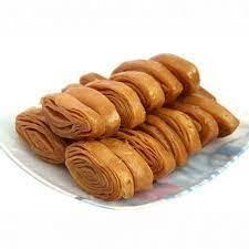 SR Foods SR Foods Special Carnival Sweets Andhra Kaja/ Madatha Kaja(Assorted) | House of Taste | Home Made Sweets | Tapeswaram Kaja | Kakinada Kaja (250g)