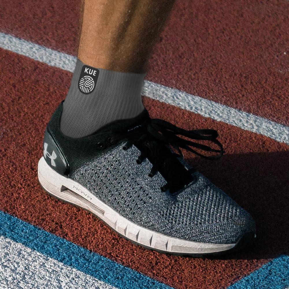 Sinocare SINOCARE SAFE ACCU Blood Glucose Test STRIPS, Box of 100 | Works with SAFE ACCU GLUCOMETER ONLY | Lancets not included | Blood Glucose Monitor Strips, Pack of 100