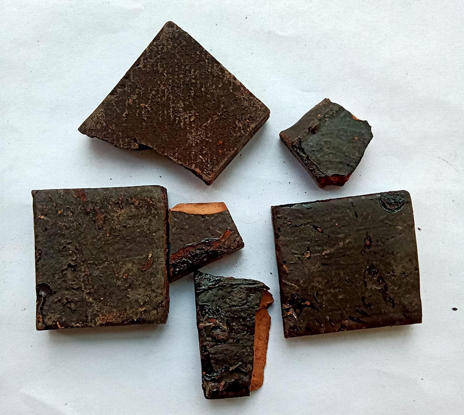 Organic Bites Organic Bites Kala Kattha/Raw Katha Cubes/Black Catechu/Katha/Black Cutch/Cashoo/Khayer/Kher/Dant-Dhavan/Gayatrin/Kaachu/Khadiramu/Karunkaali -100 gm