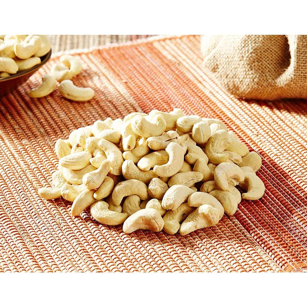 Marwadi Seth Marwadi Seth 100% Natural Whole Cashewnuts Dry Fruit Kaju 900 Grams