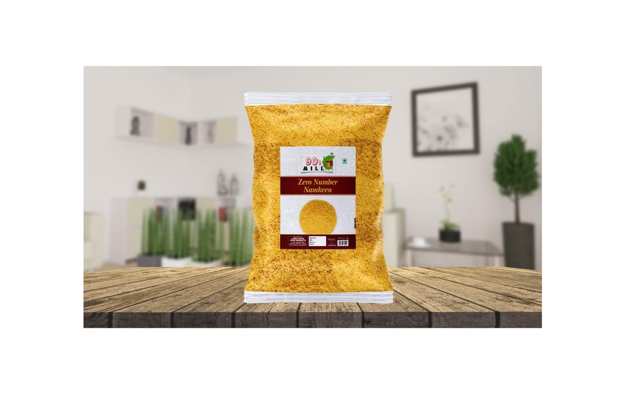 90\'s MILL 90\'s MILL Jamnagar Nylon Sev Namkeen Barik Sev Zero Number Sev Namkin | Aloo Chaat Aloo Tikki Bhelpuri Dahi Vada Golgappa Panipuri Papri Chaat Sev Puri Samosa Chaat Sev Namkeen-900g*1Pack