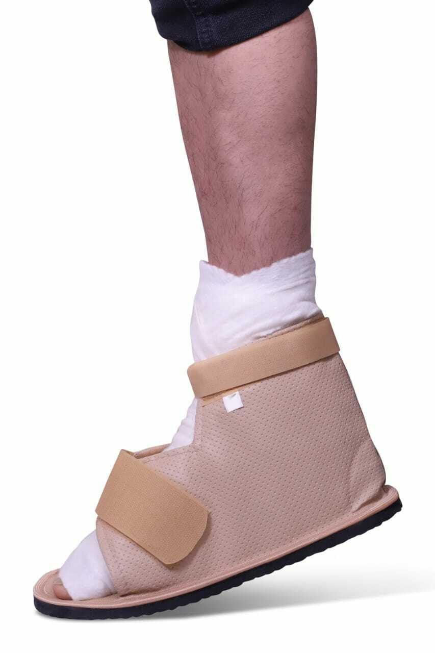 VK SURGICAL VK SURGICAL Cast Shoe Foot & Ankle Support Medical Surgical Shoe for Firmness & Prevents Wear & Tear of the Cast Cover, Plaster Covering Shoe (Universal for left and right Feet) Beige (SIZE-S)