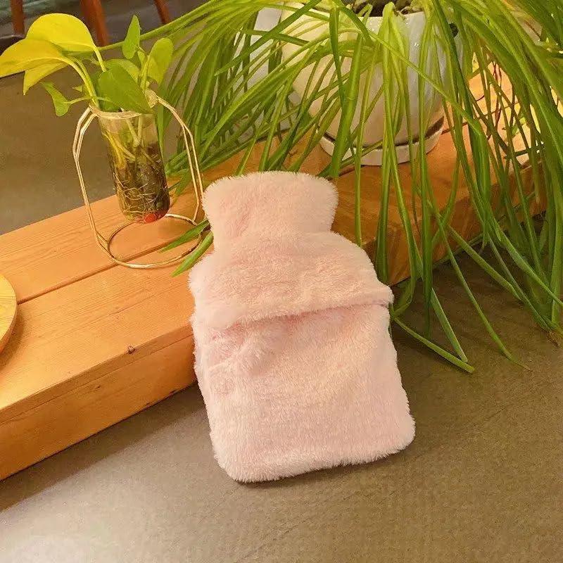 COSKIRA COSKIRA Hot Water Bottle with Plush Cover 2L Hot Water Bag Therapy Heater Bag Warm Hands, Waist, Belly, Feet Washable Rubber Bag Warm Relaxing Heat Cold Therapy long-lasting -Multi