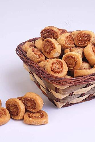 Siddhi Siddhi Pune Mini Bhakarwadi (Crunchy and Tasty) (250 GM)