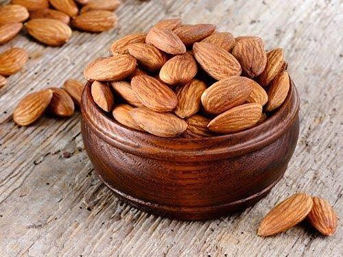 MADHUS MADHUS CALIFORNIA ALMONDS/ BADAM 1KG/ NON PARIEL ALMONDS/ badam almond 1kg/ nuts 1kg