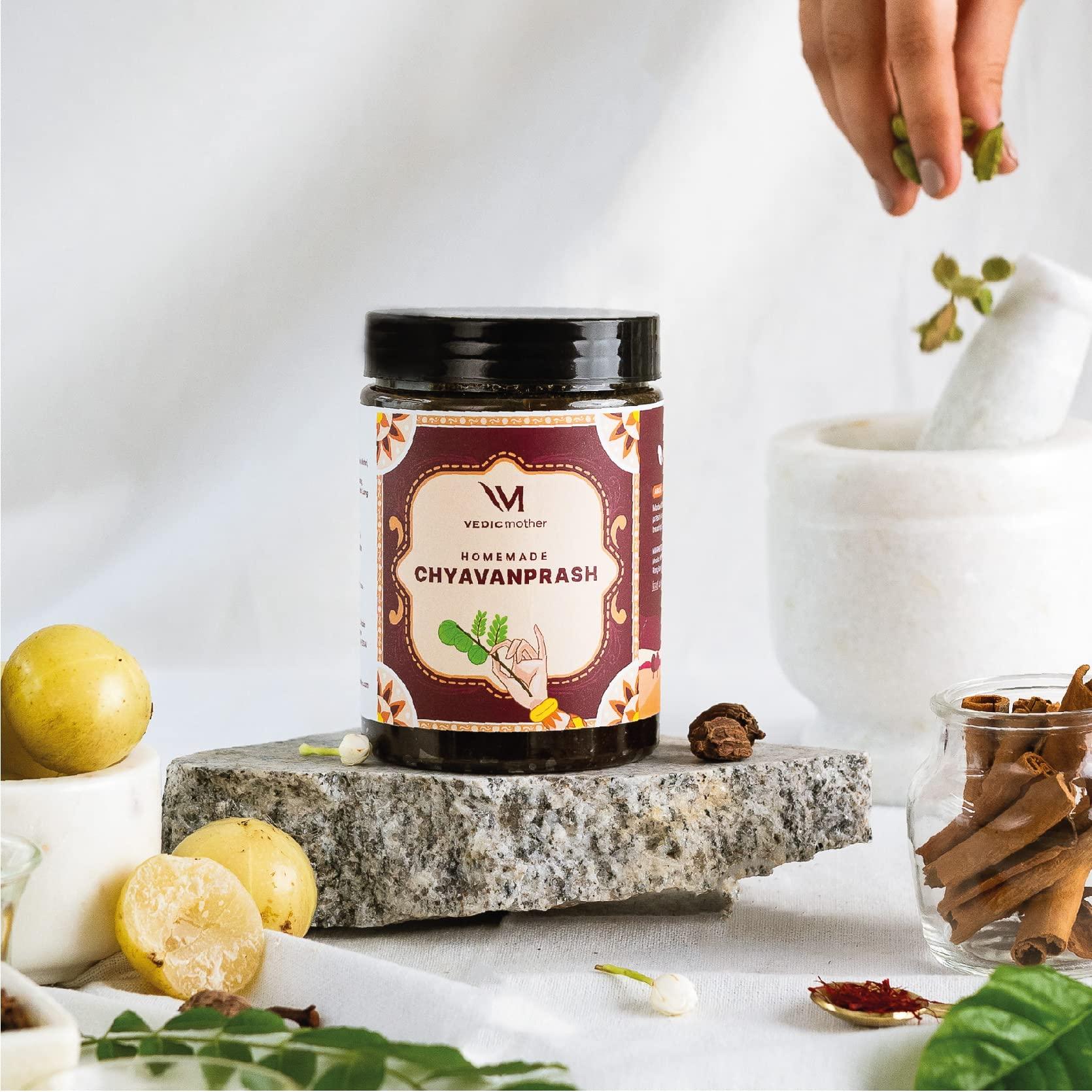 Vedic mother Vedic Mother Homemade Chyawanprash 500GM(Pack of 2)| 2X Immunity Booster with Zinc Vitamin C, Pure Cow Ghee | Helps Build Strength and Stamina | Made With Hand Picked Ayurvedic Herbs Without Additives