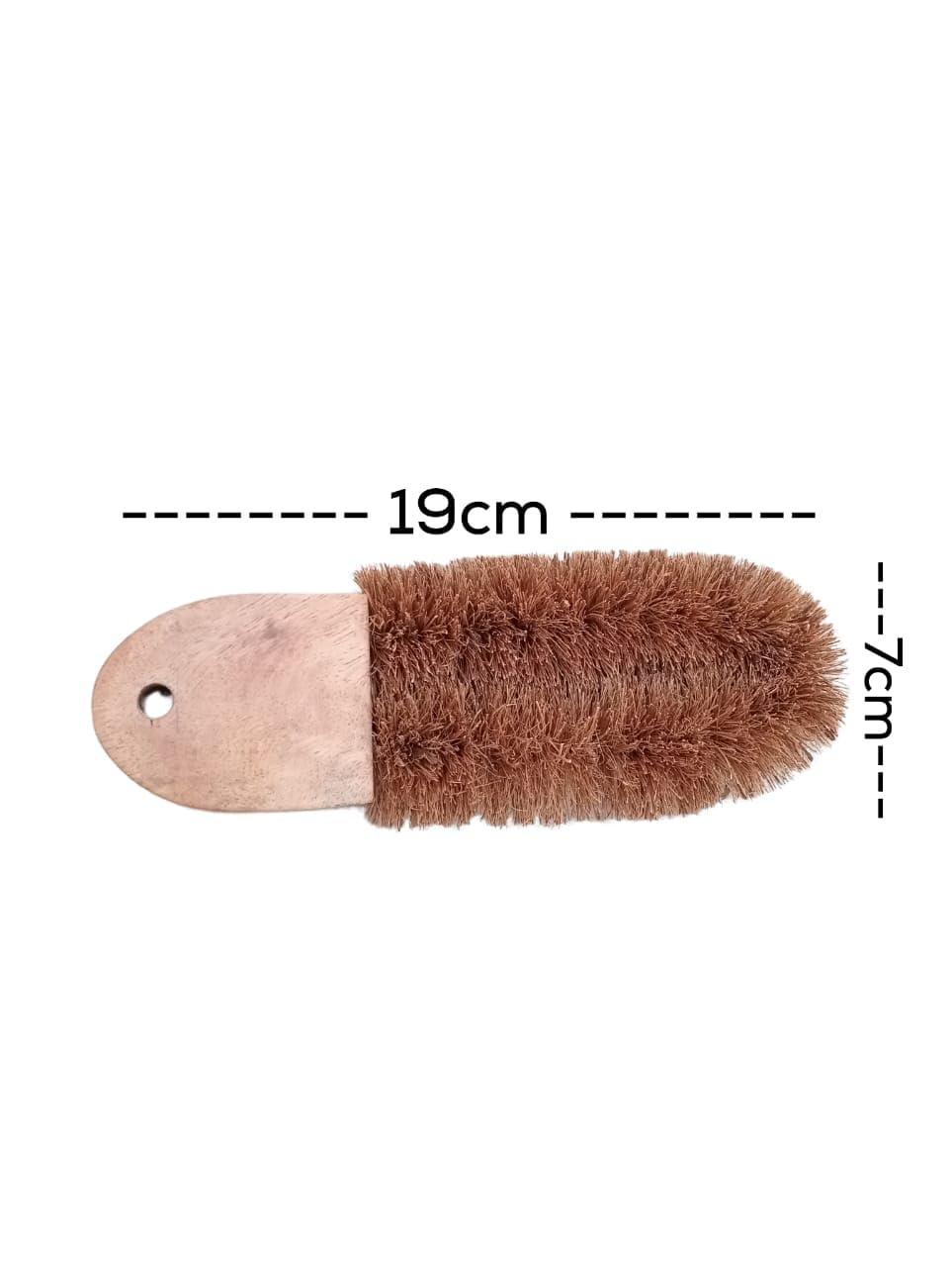 Generic Scrubber Coir Foot Scrubber/Hand Scrubber for Foot and Body/Coconut Fiber Scrubber and Seasoned Mango Wood