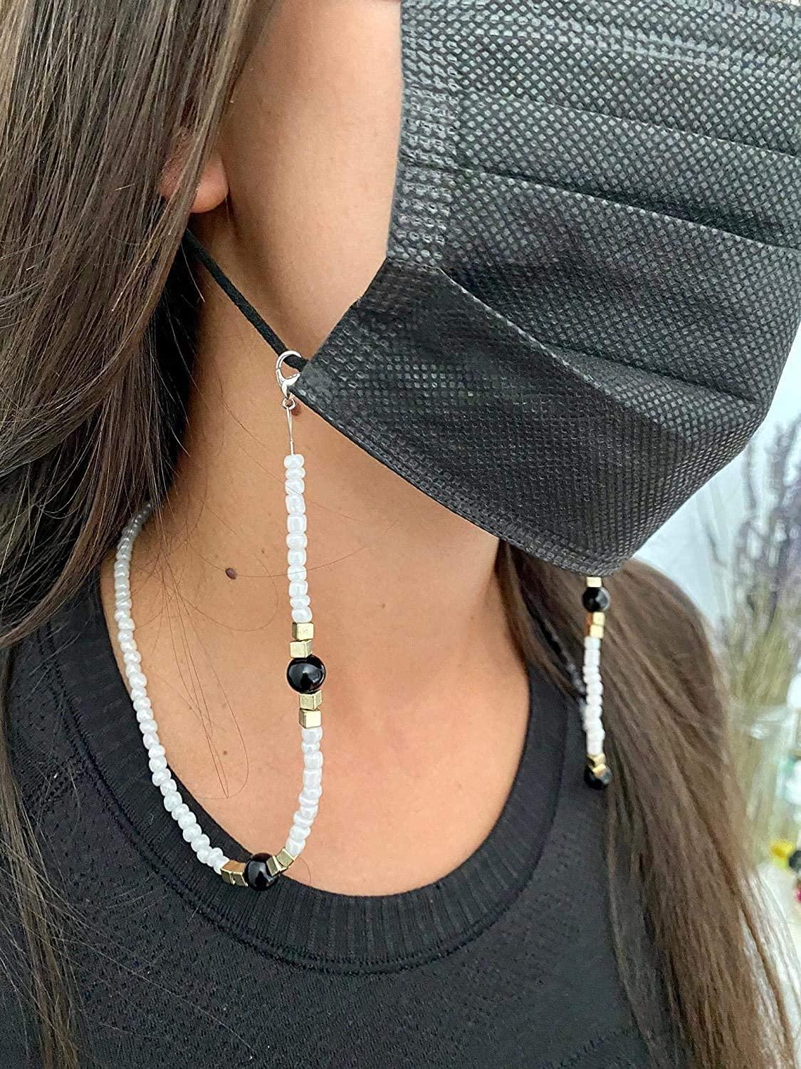 FEMEO FEMEO excellent looking Face Mask Glass Beaded Lanyards With Box Mask Necklace Holders Eyeglass Beaded Chains Stylish Mask Lanyard Anti-Lost Strap for Women Men Kids 23 inch (SET OF 3)