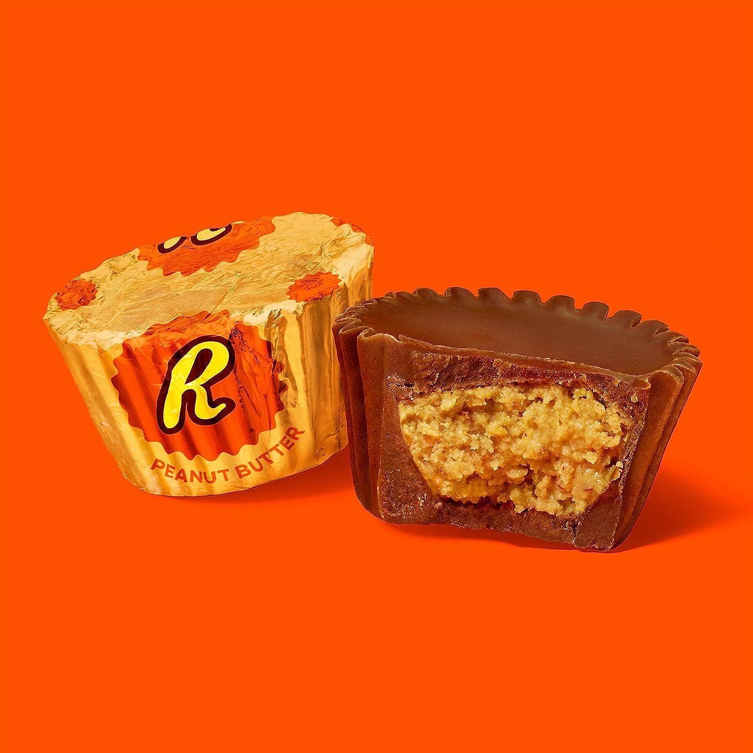 Generic Hershey\'s Reese\'s Miniature Cups Milk Chocolate & Peanut Butter Share Pack, Orange (Imported) - 297 Gm