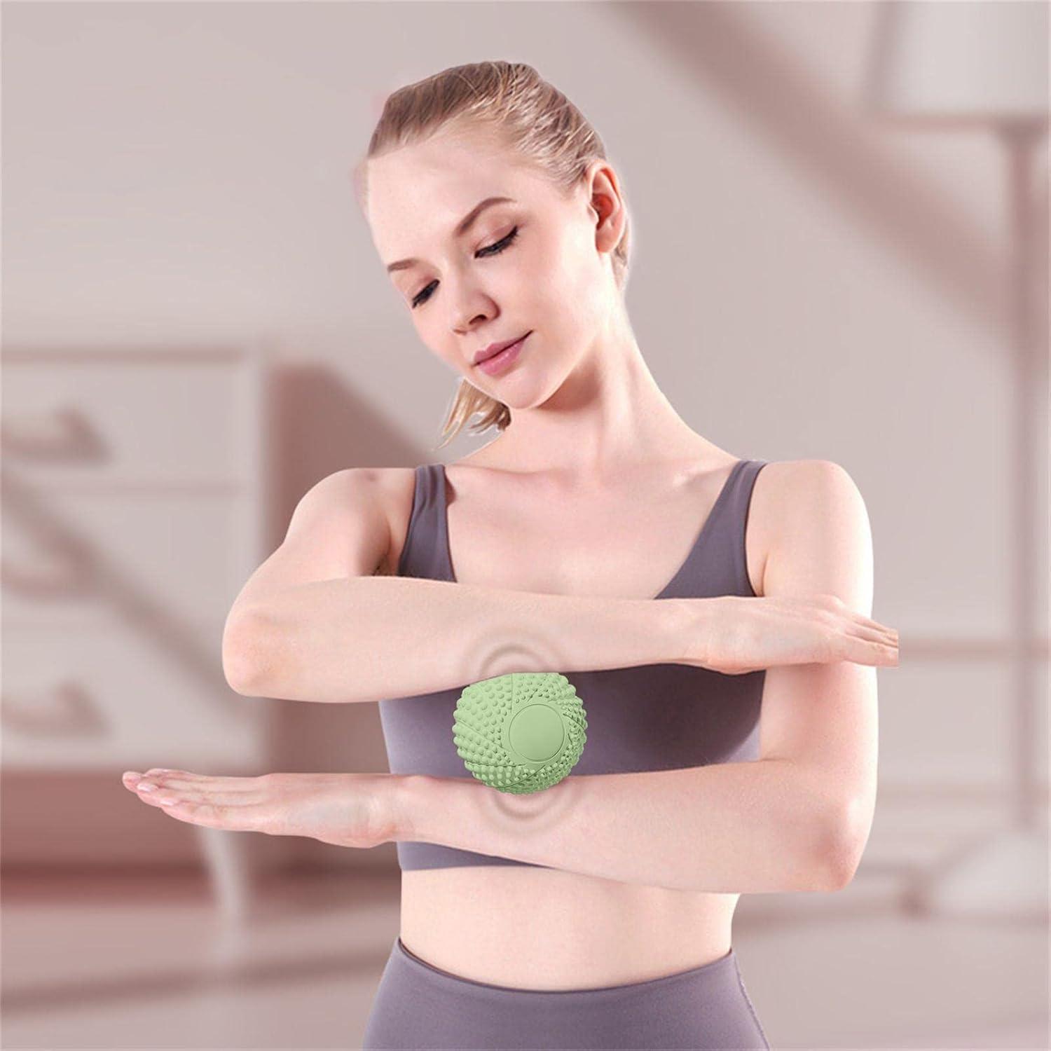 BENCI BENCI Football Massage Ball, Spiky Massage Balls for Plantar Exercise, Plantar Muscle Pains, Massager Ball Spiky Massage Balls for Feet, Back, Hands, Muscle Massager Spiky Roller (Green)