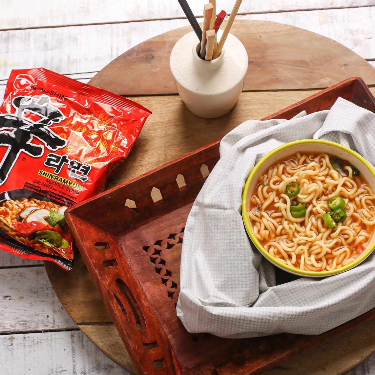 Nongshim Nongshim Shin Ramyun Korean Style Spicy Noodle Soup Instant Noodles, 21.16 oz  600 g