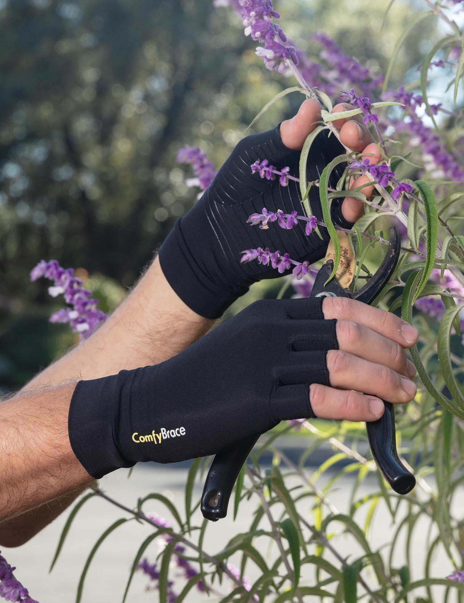 ComfyBrace ComfyBrace Copper Infused Compression Arthritis Gloves for Hand & Finger Relief from pain/swelling caused by Rheumatoid, Black, Small (1 Pair)