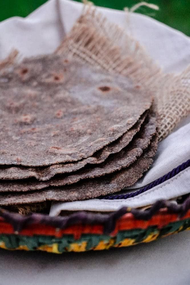 Eywa Seeds & Exports Pvt Ltd BLACK WHEAT GRAINS (15 KG) for eating and cooking | kale gehu daane | Produce of India from Organic Farms | BY EYWA