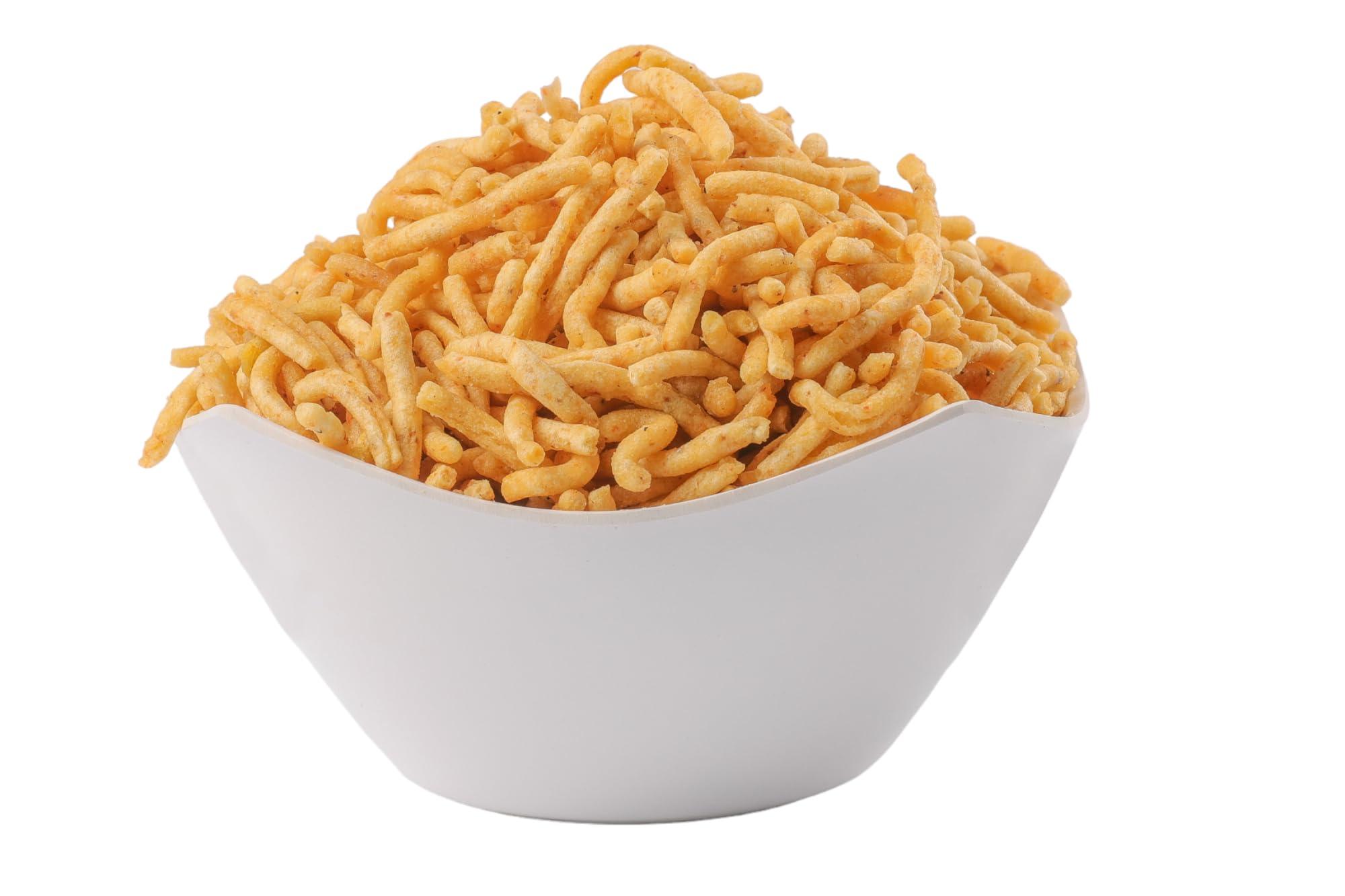RATLAMI NAMKEEN BHANDAR RATLAMI NAMKEEN BHANDAR Ratlami Sev(500 GM)