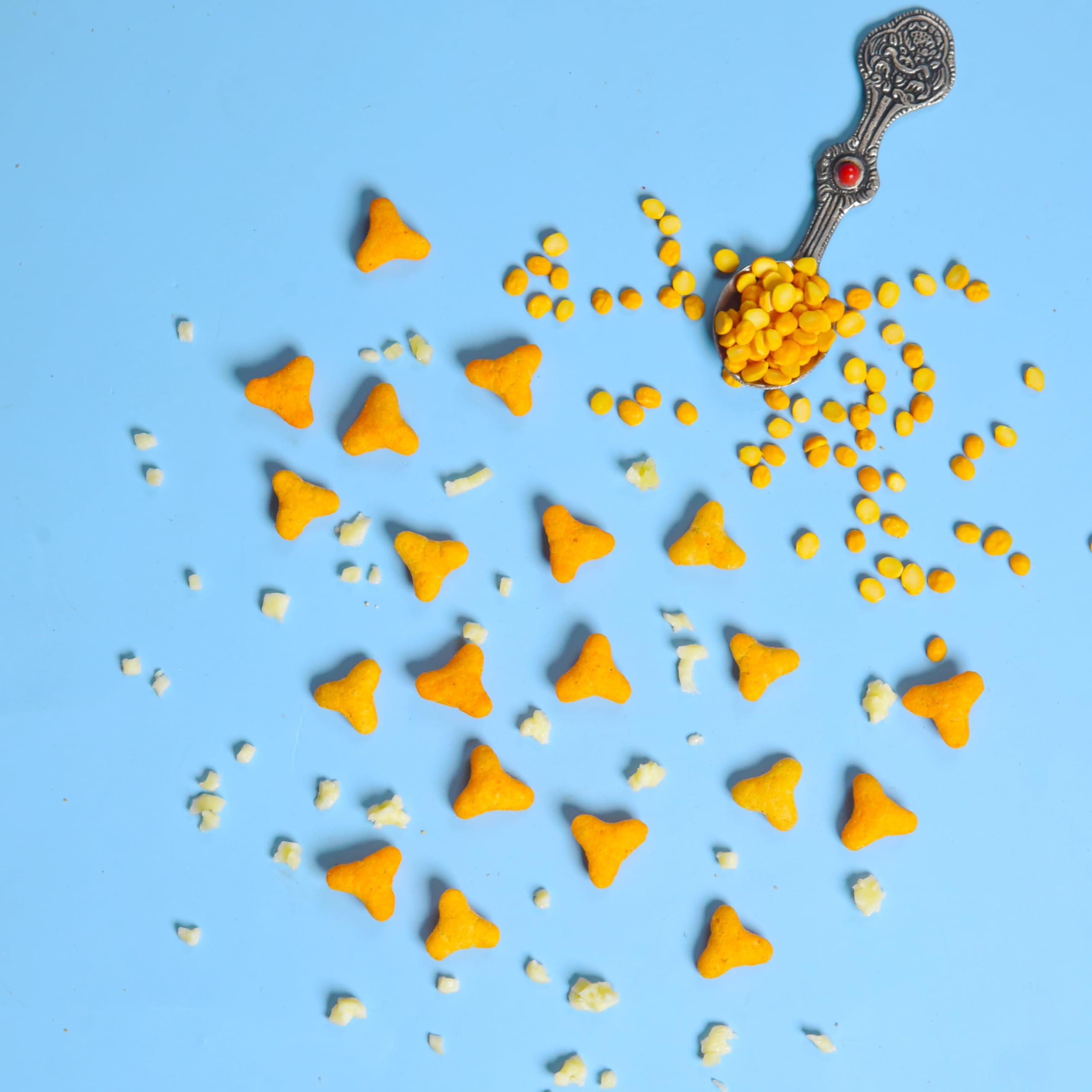 The Healthy Binge The Healthy Binge Chickpea Protein Triangle Chips | As seen on Shark Tank India | Cheese Flavour | High Protein & Fiber | Family Size Packs 60g X 8 Nos