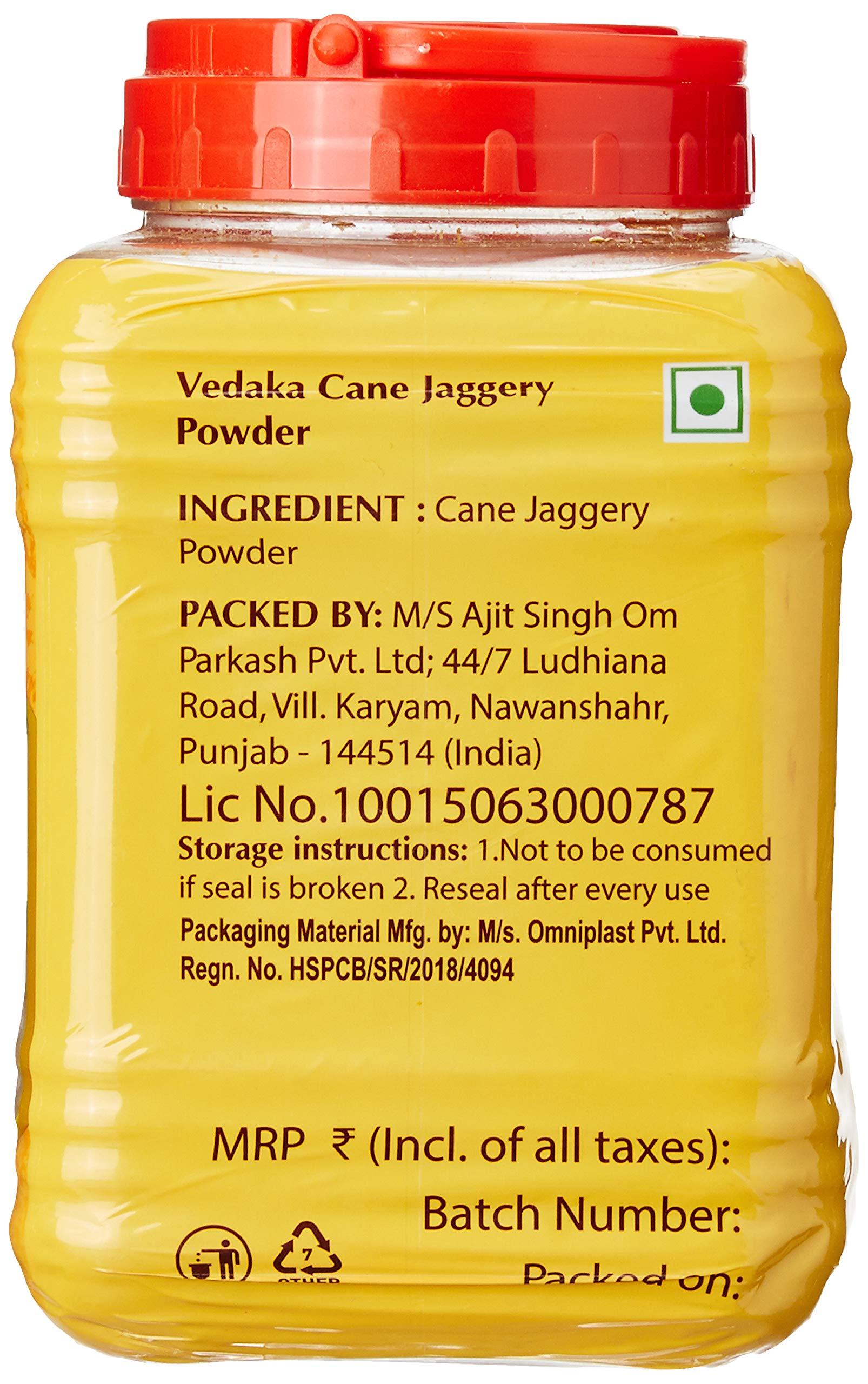 Vedaka Amazon Brand - Vedaka Whole Cardamom (Elaichi), 100g & Vedaka Jaggery Powder, 1kg Jar.