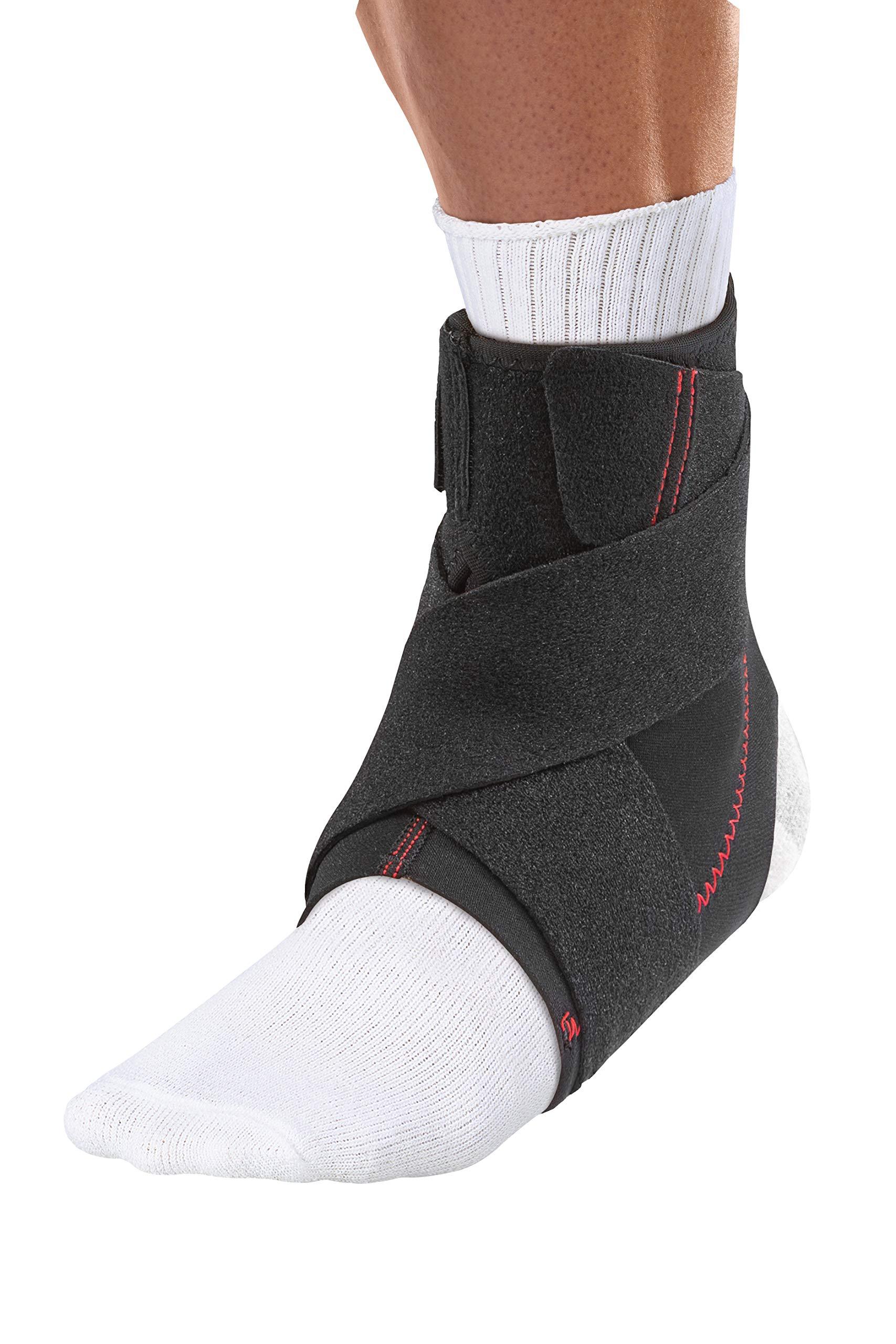 MUELLER MUELLER Adjustable Ankle Support, OSFM, Black (42037)