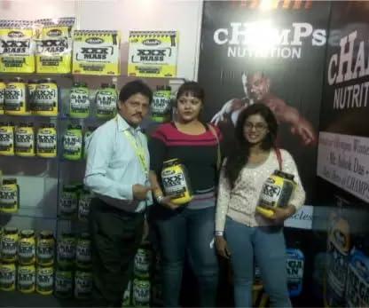 CHAMPS NUTRITION CHAMPS NUTRITION XXX MASS 1.8 kg (4 lbs) Weight Gainers/Mass Gainers (1.8 kg) (Vanilla)