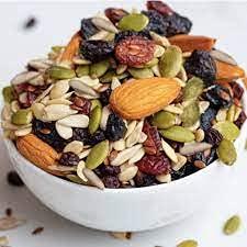 TRH TRH Mixed Nuts, Seeds and Berries - Organic Trail Mix | Dry Fruit Nutmix with Seeds, Berries for Eating | 20+ Varieties like Almonds, Cashews, Cranberries, Pumpkin Seeds (1400 gm)