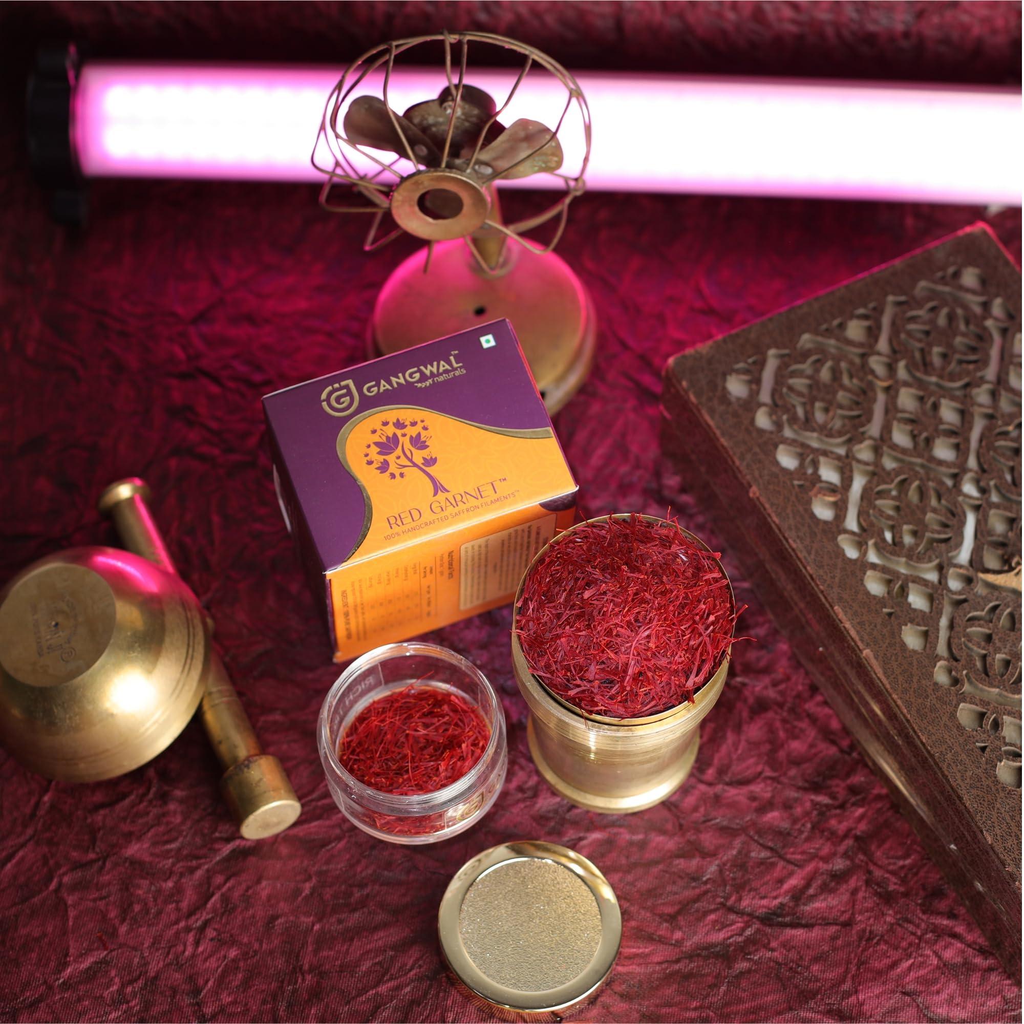 GANGWAL NATURALS Gangwal Naturals Red Garnet Gift Pack Original Kesar Saffron | 100% Pure Saffron | Long Kesar Threads | Suitable For Pregnant Women, Food Aroma, Sweets, Beverages, Medicinal, Pooja and Beauty | Natural Stone Bowl + Tweezer Included | 5g