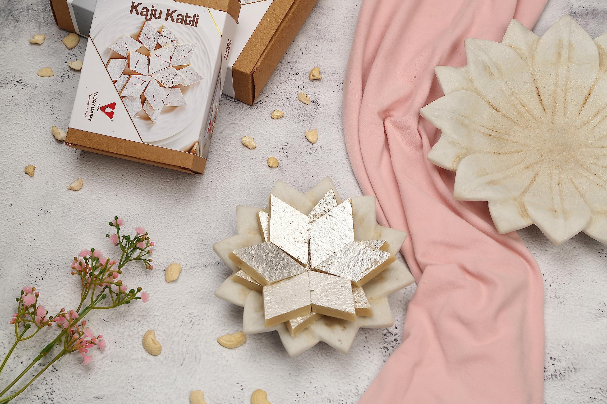 VIJAY DAIRY VIJAY DAIRY Sweets Kaju Katli (200 GM)