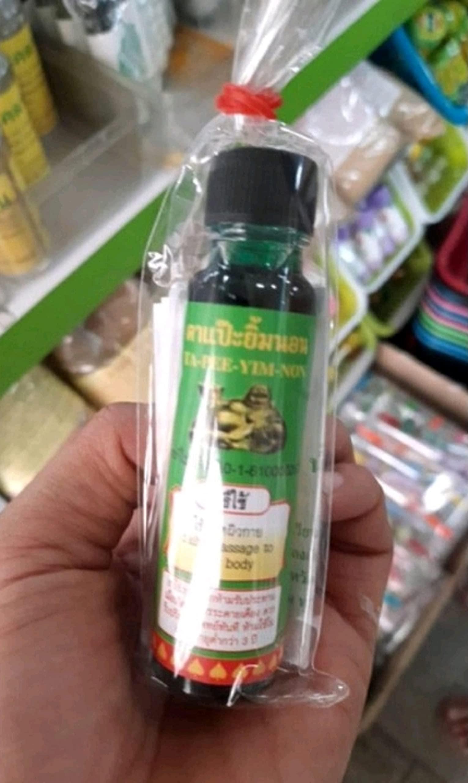 Cremo Cremo Revitalizing Beard Oil, Astonishingly Superior, 1 Ounce Bottle, Tea Tree Mint Scent