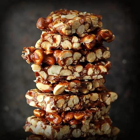 Turf Turf Bharuch Gujarat Peanut and Jaggery Chikki -| Gujarati Special Gud Moongfali Patti | Special | Gur Mungfali Chiki (Crunchy & Crispy) (250_GMS)