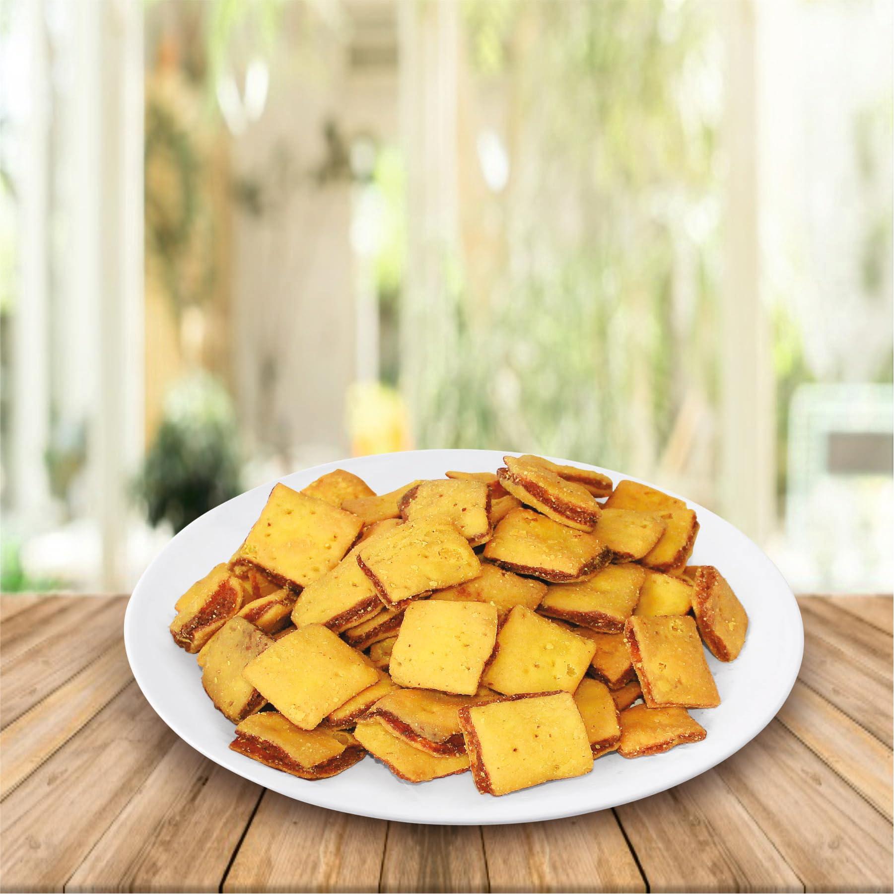 Nexxus Namkeen India Pvt Ltd - Ahmedabad Nexxus Namkeen [Combo of 2] Premium Roasted Bhakharwadi Sandwich X Butter | pack of 2 | 500 Gram per Combo | Bite-sized Delight for Snacking Bliss | Irresistibly Crunchy Snack