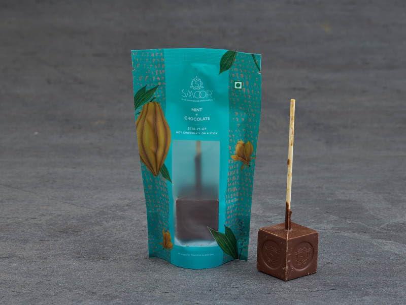 SMOOR SMOOR Stir-it-Up Mint Hot Chocolate Cubes | DIY dissolvable hot chocolate on a stick | 1 cube makes 1 cup hot chocolate |Perfect For Snacking & Gifting | 90gm (Pack of 3) (Mint)