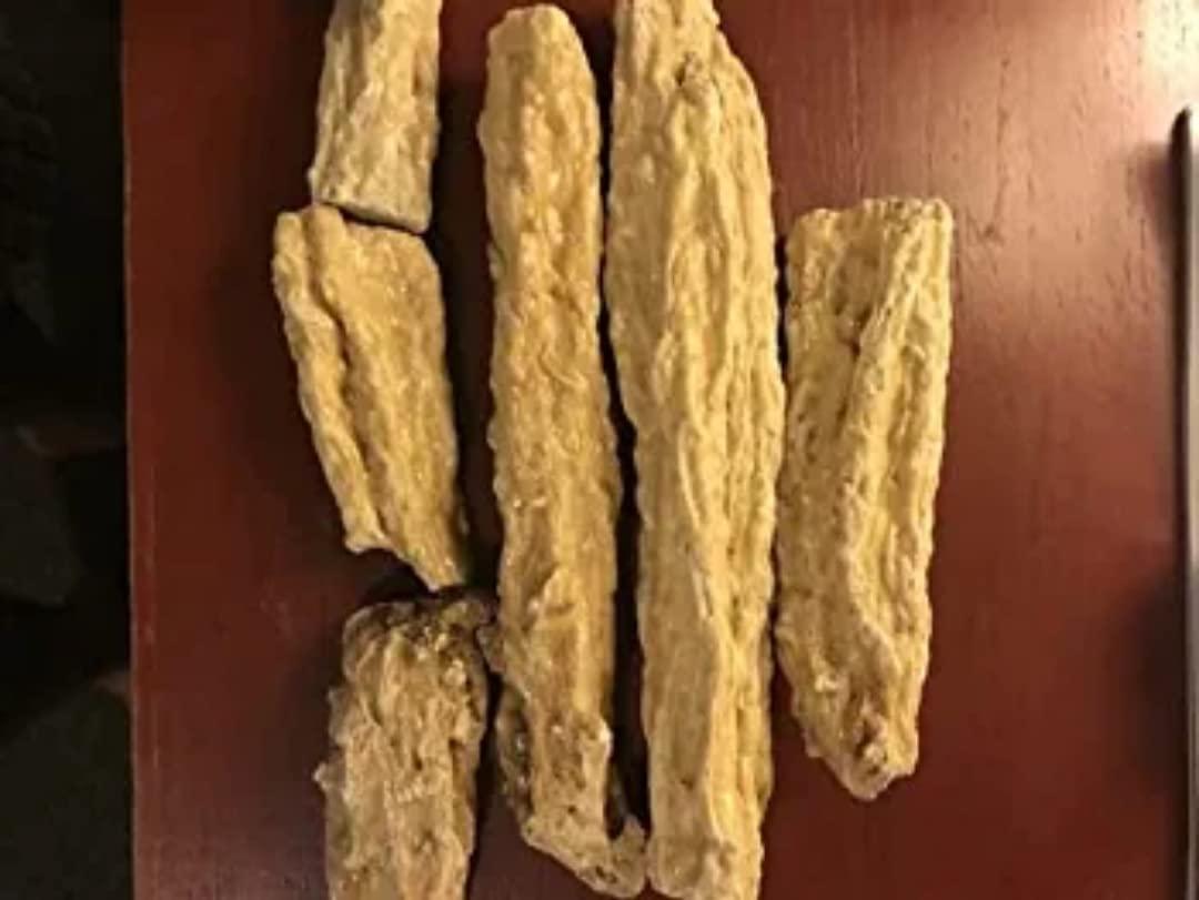 Generic Blossom, 100 Pure &Natural Frankincense Resin Dumar Battu Puja Dhuno-Jhuna (1 Kilo) Material Bamar Battu/Resin/Dhuna Scent-Frankincense Pack of 1 Kg