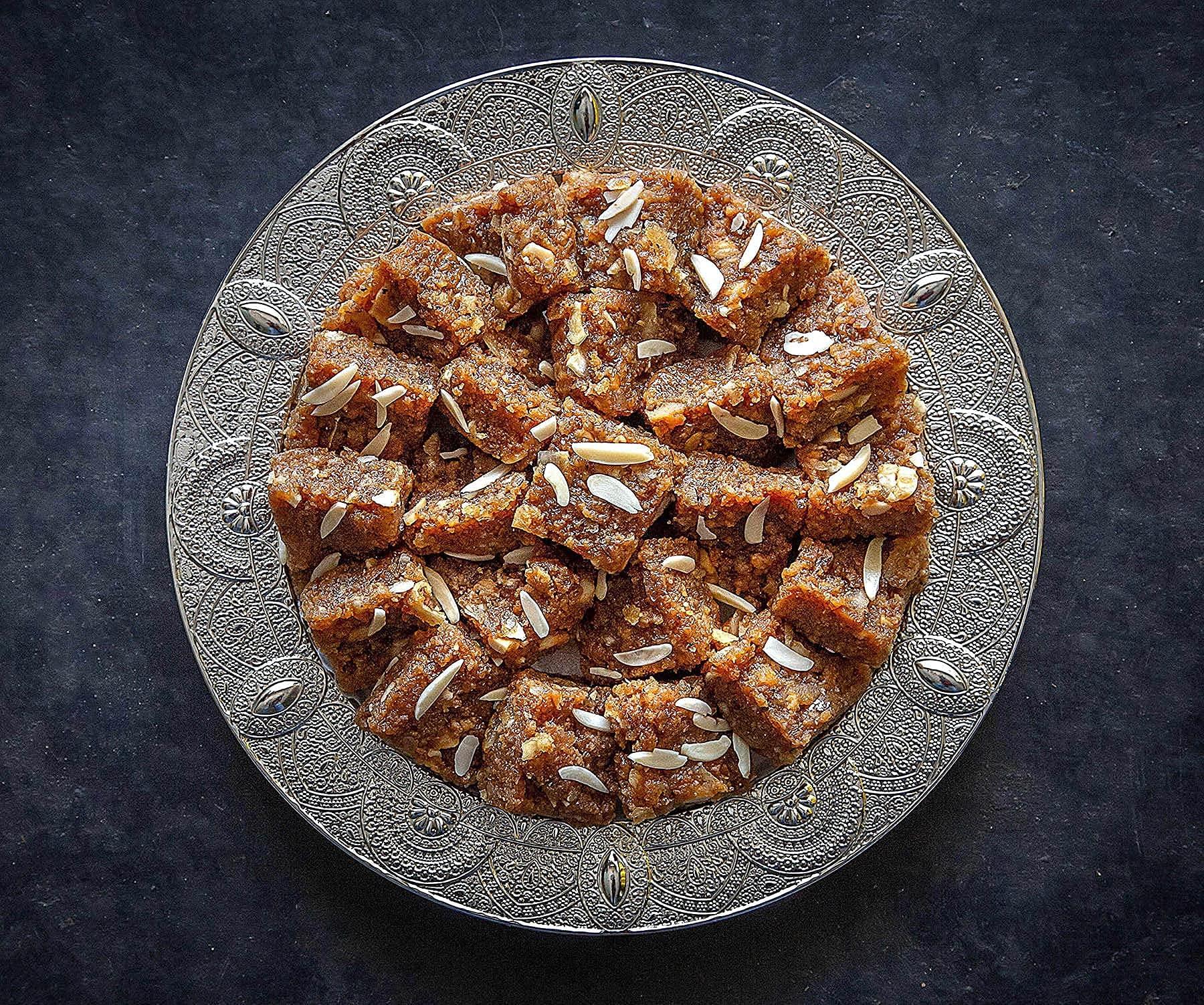 Dessert Drama Dessert Drama Premium Sweet Gift Box Nut & Almond Mithai Dodha Barfi 400 gm Doda Barfi Sweet Box with Diwali Greetings Card || Combo Gift Pack || Corporate Gifts