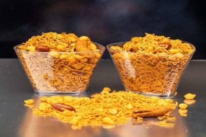 GO HUNGRY GO HUNGRY Garlic(Lasan) Mix FARSAN (NAMKEEN) | Garlic Chivda Namkeen Snacks for Foodie Indians | Homemade and Ready to Eat, Spicy Namkeen, Namkeen And Snacks, Spicy Mixture 150gm