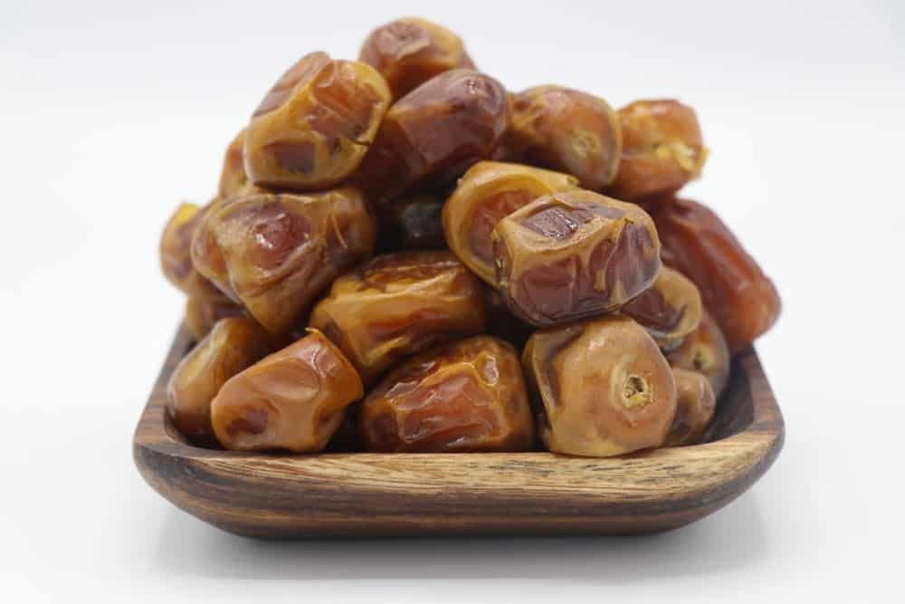 AWFAAKI AWFAAKI Sukkari Dates Soft | Sukkary Dates Soft | Sukari Dates | Sukary Dates | Sukkari Rutab | Saudi Arabia (1 Kg) - Previously Frozen