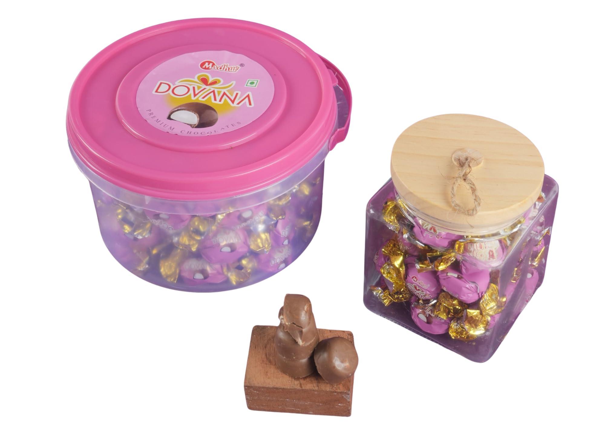 Madhur Madhur Dovana Strawberry Flavored Premium | Chocolate Jar | Pack of 60pcs | Strawberry candy