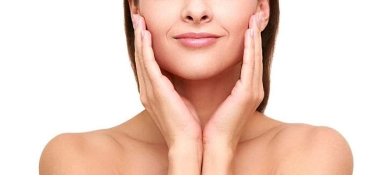 Cleanfly Cleanfly Hair Removal for Women, Painless Premium Eyebrow Trimmer USB Rechargeable Conture Hair Remover and Exfoliation Device for Face and Body with Built-in LED Light Lipstick Style (Green)