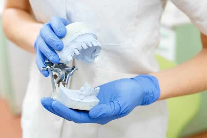 Generic DENTAL GREEN STONE POWDER SET OF 5 / STONE POWDER 1KG / DENTAL STONE POWDER 1KG PACKET SET OF 5 PACKET/GREEN STONE SET OF 5 EACH PACK 1KG