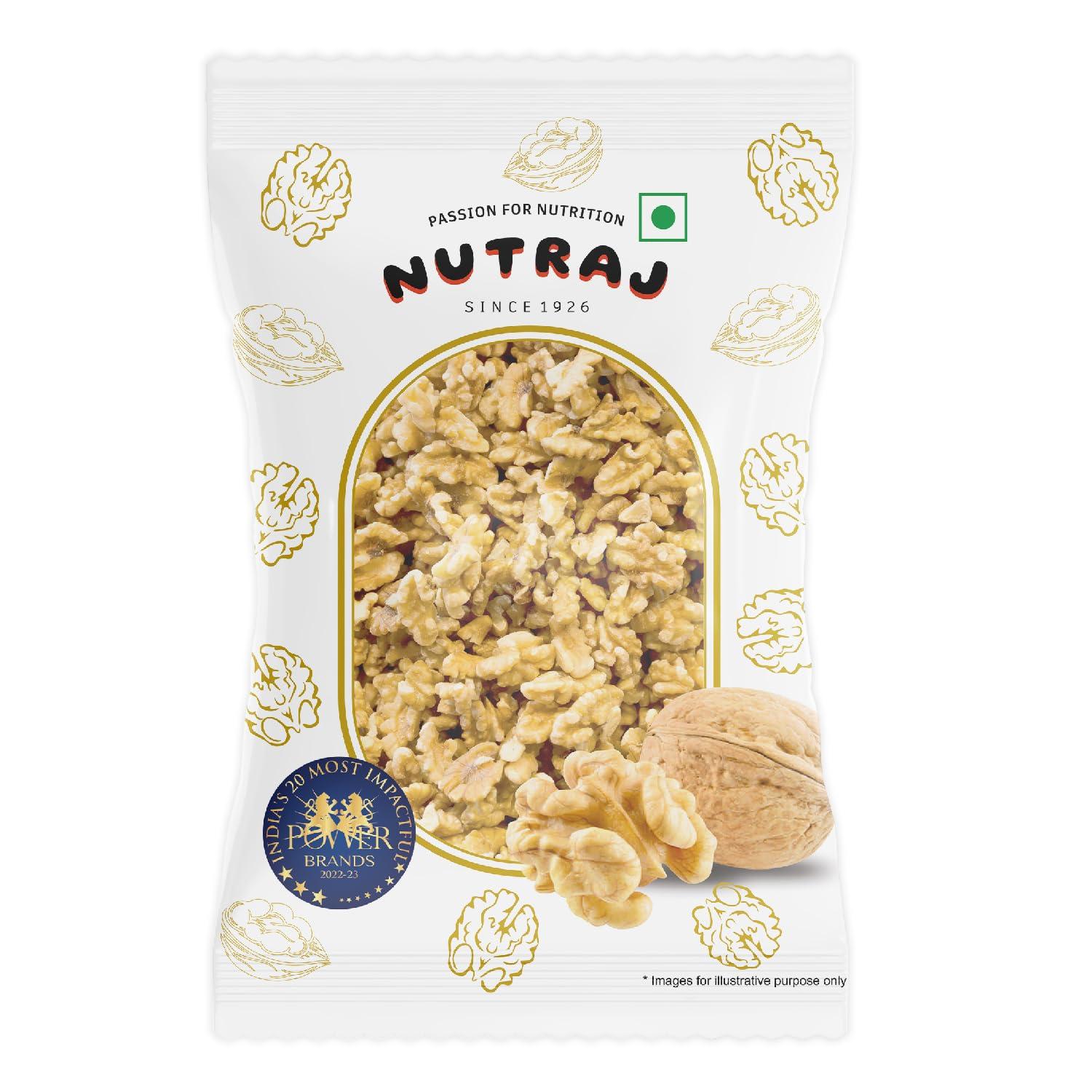 Nutraj Nutraj Dry Fruit Combo Almond, Cashews, Raisin, Walnut Kernels 400g (100g Each) | Badam | Kaju | Akhroth giri | Nutritious, Delicious & Crunchy | Rich in Magnesium, Copper & Phosphorus