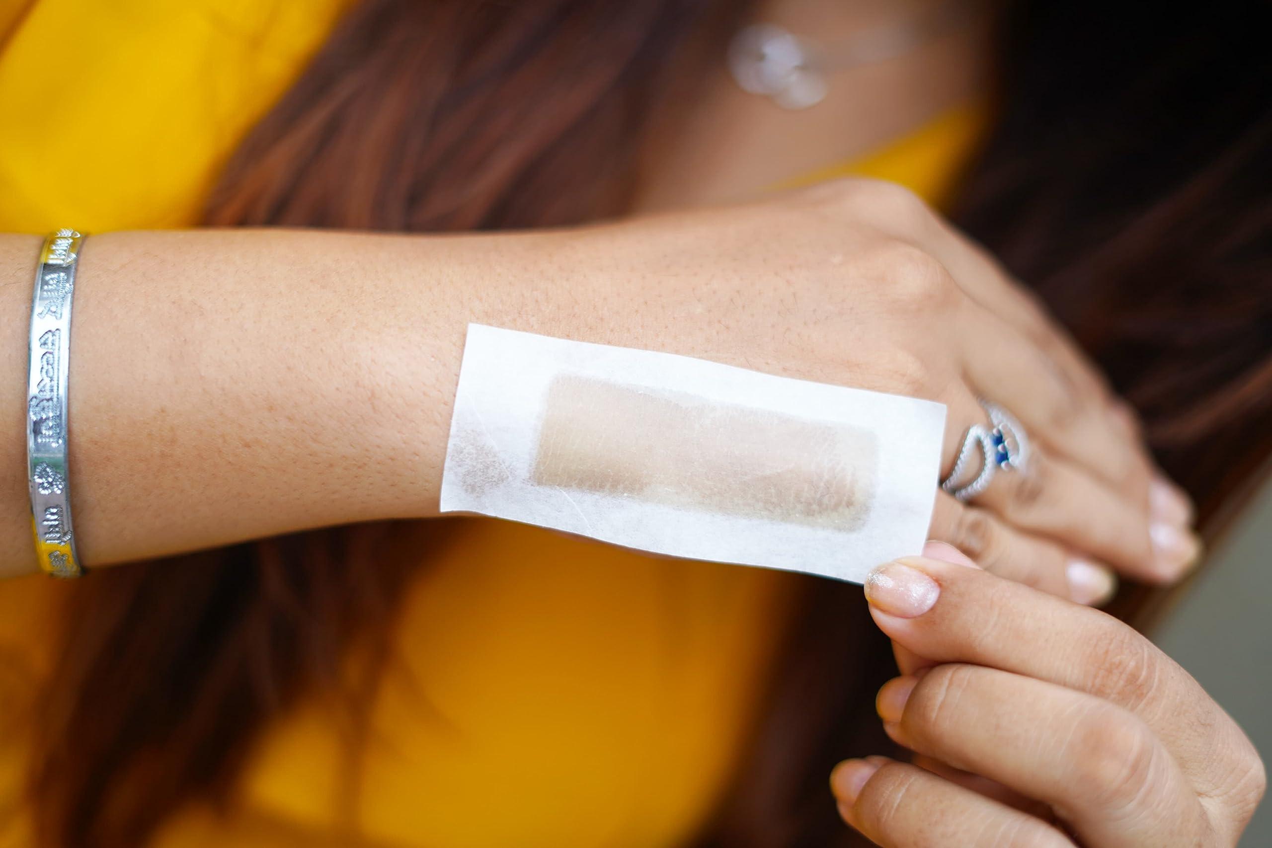 DE COLORES \"DE COLORES Facial Wax Strips for Women - 2x10 Strips - Upper Lips, Chin, Fingers & Toes\"