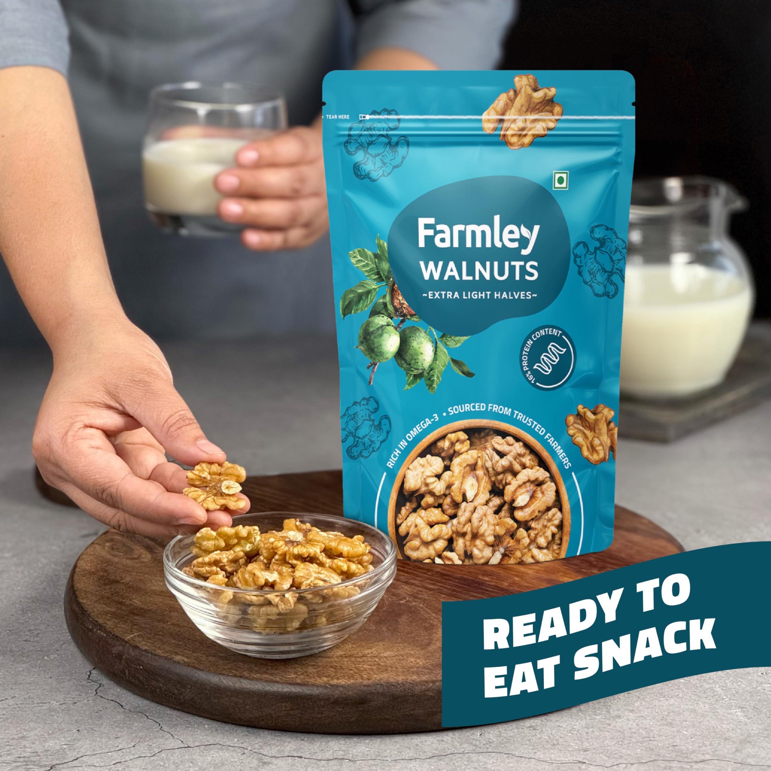 Farmley Farmley Premium Chile Walnut Kernel | 4 x 200 g | Walnuts Without Shell, Akhrot, Dry Fruits, Natural Akhrot Giri, Rich in Proteins & Antioxidants (Pack Of 4)