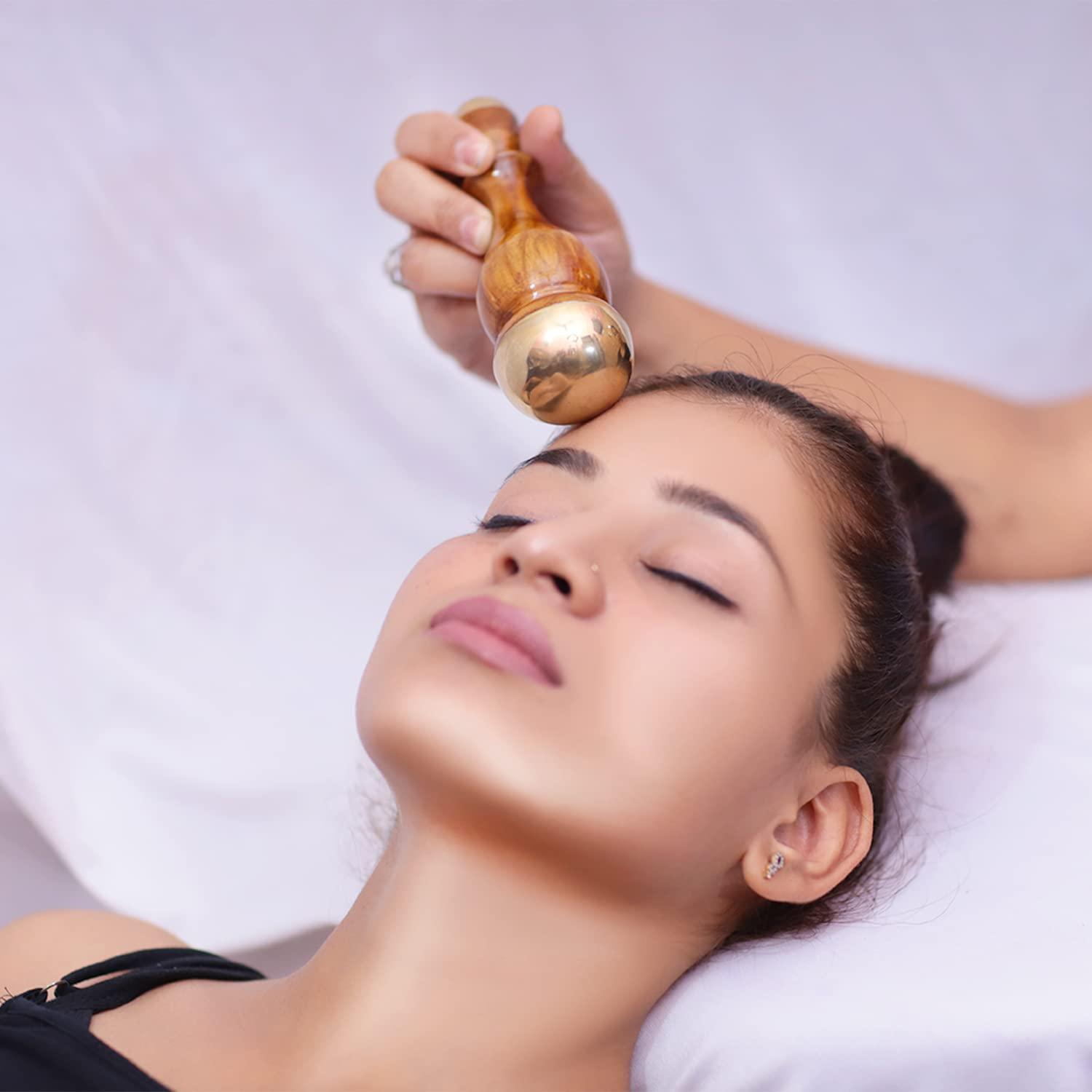 HEALTHANDWEALTH Kansa Wand 2in 1 Mini Grip Beautiful Design Face/Foot/Body & Marma Massage Tool Teak Wood Handle Maroon (Small & Marma)