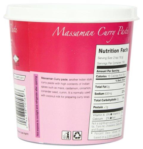 Mae Ploy Mae Ploy Massaman Curry Paste, 35.27 oz / 2.2 lbs / 1 Kg