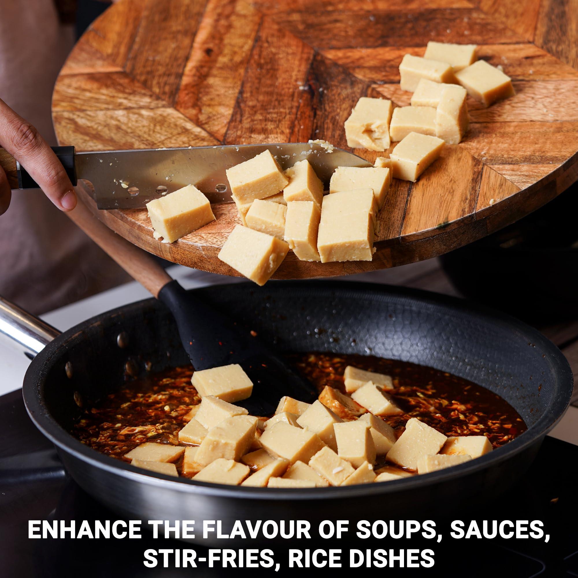 urban platter Urban Platter Nutritional Yeast Flakes, 100g [Good Source of B-Vitamins| Gluten Free| Nutty and Cheesy Tasting Nooch | Perfect for Vegetarians | Seasoning]