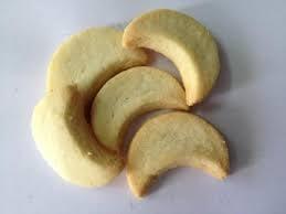 HUNGRY BEAST Freshly baked Half Moon Biscuits | Chand Biscuits | | Moon Biscuits | half moon shaped cookie | Moon Shaped Baked Cookies- Grams (250)