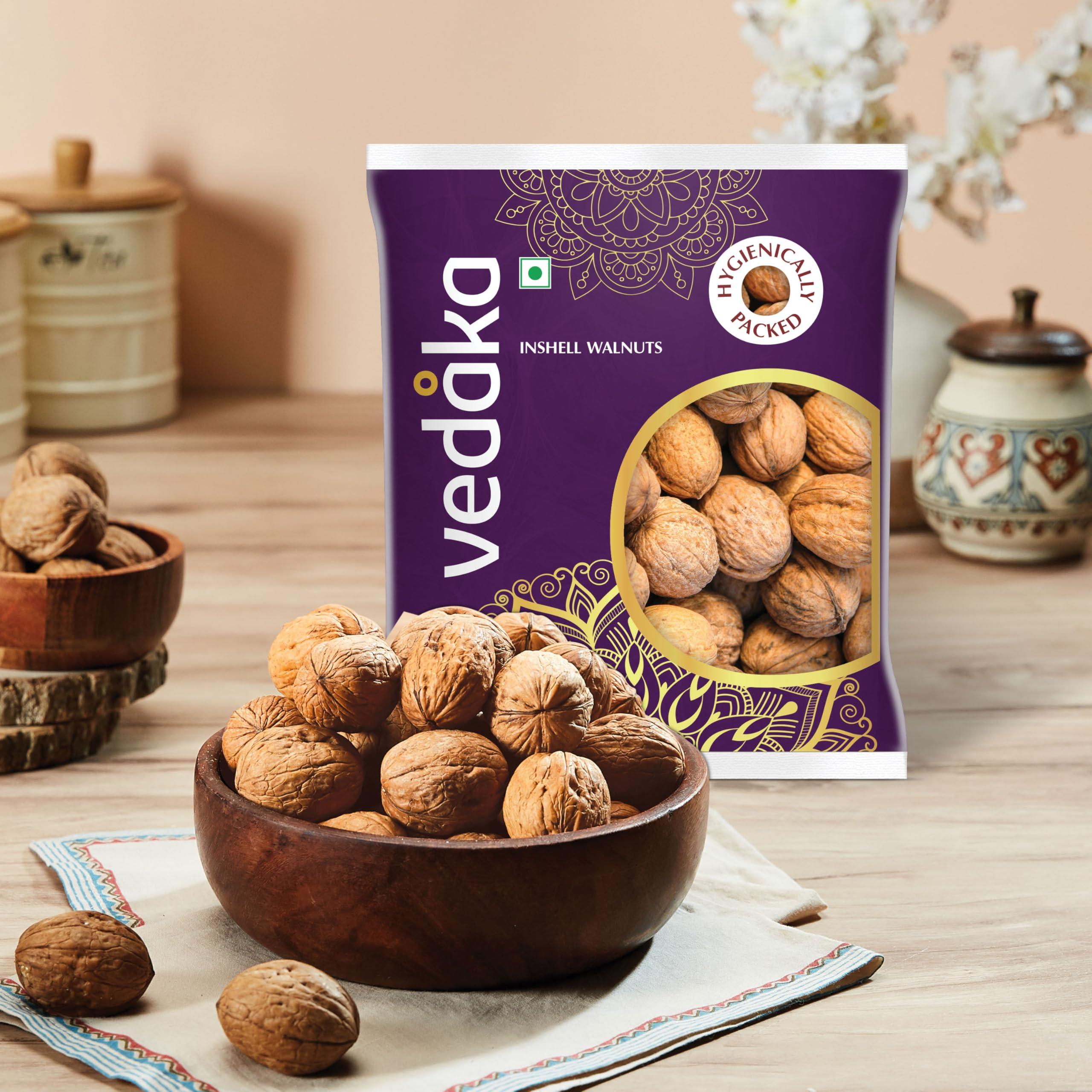 Vedaka Amazon Brand - Vedaka Premium Inshell Walnuts, 1kg (500gm x 2)
